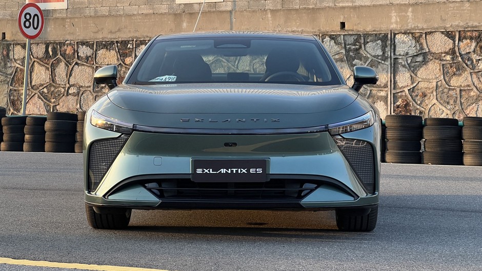 Exlantix ES
