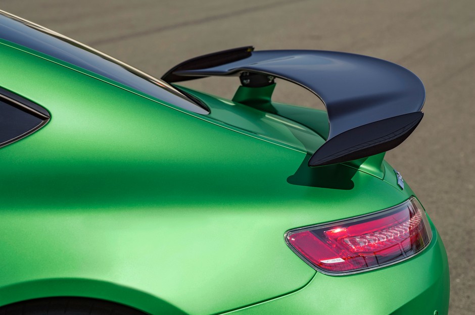 Mercedes-AMG GT R