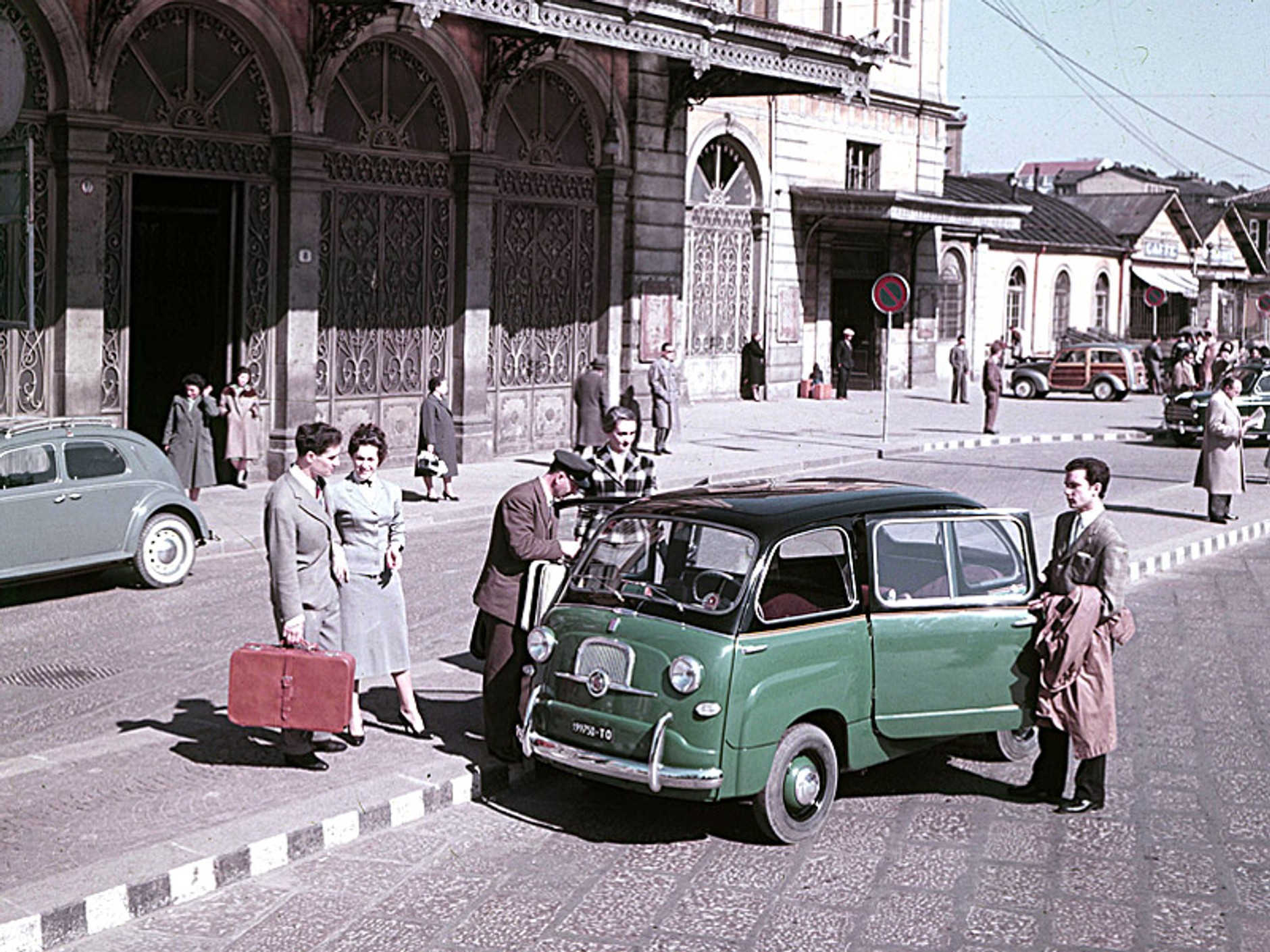 Historia Fiata 500 i 600 w fotografii (90 zdjęć)