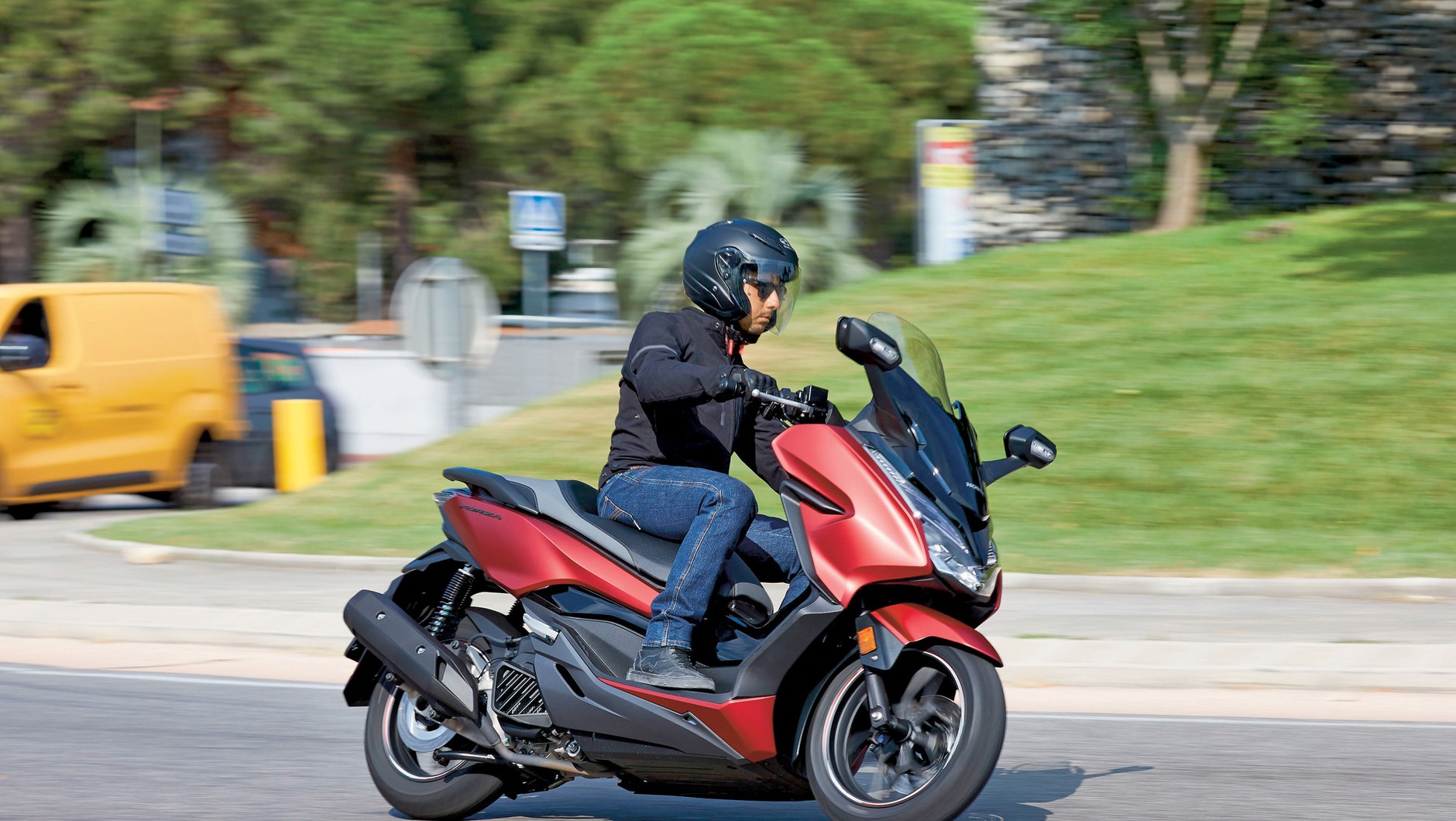 Skuter 125 ccm to motocykl