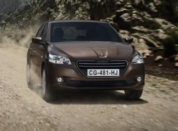 Peugeot 301 - Duży nie musi być drogi