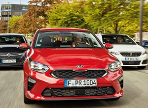 Kia Ceed kontra Peugeot 308 i Opel Astra - który model z dieslem będzie lepszym wyborem?