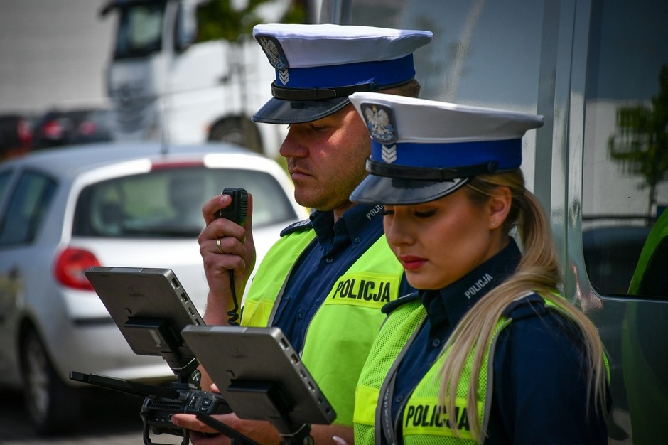 Policjanci prowadzili akcję tylko na jednym skrzyżowaniu. Mandaty dosłownie spadały z nieba