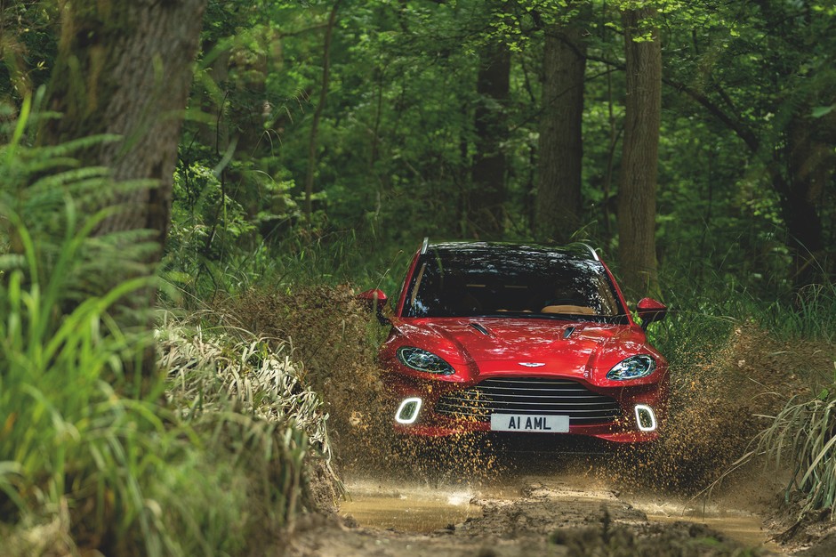 Aston Martin DBX