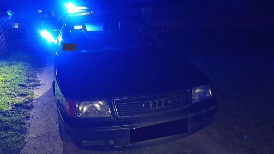 Policjanci usiłowali go zatrzymać. Musieli ruszyć w pościg