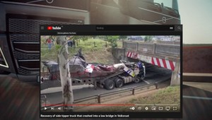 Ciężarówka wbiła się pod wiadukt. Z kabiny kierowcy prawie nic nie zostało [WIDEO]