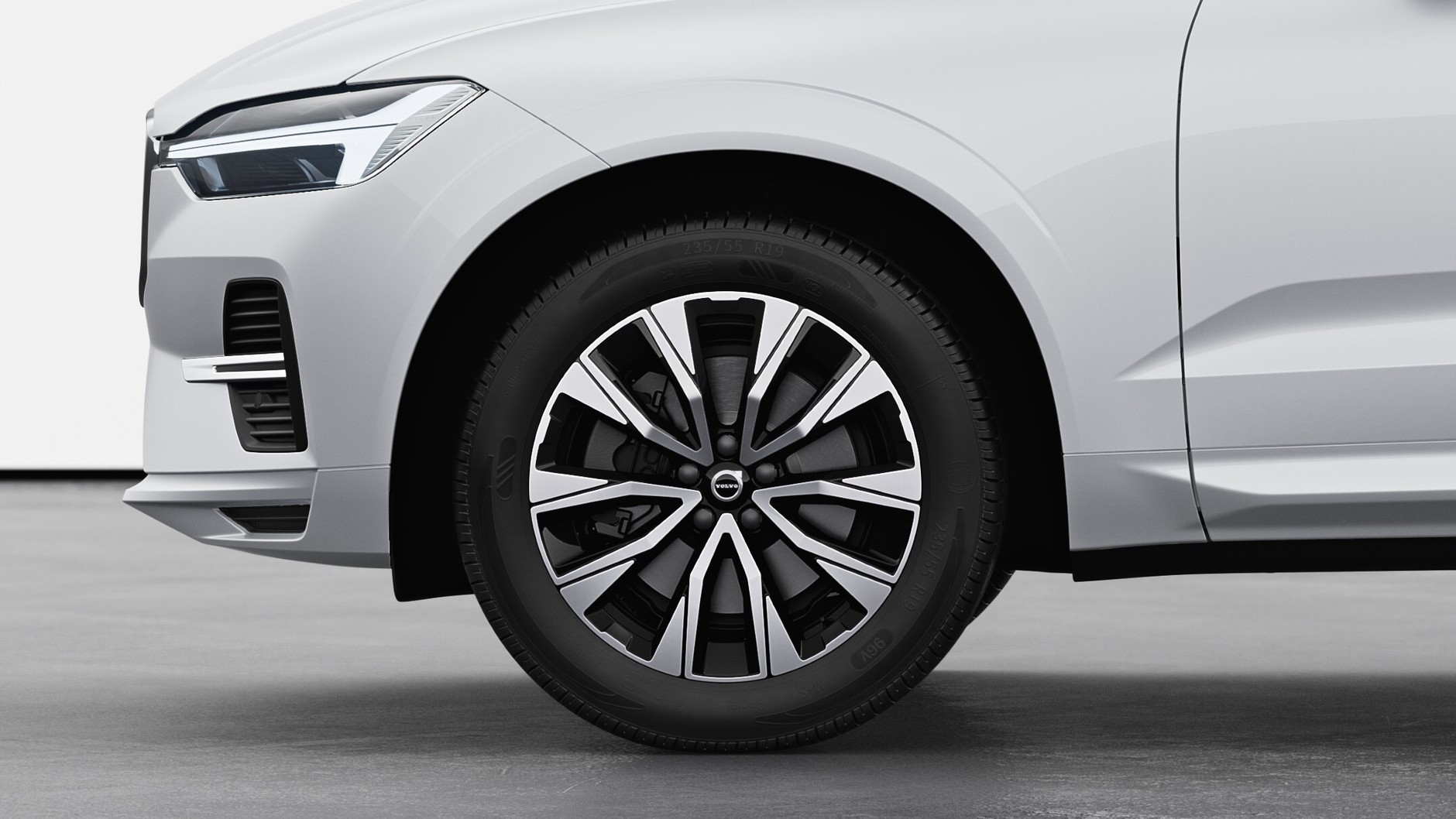 Volvo XC60 – 19 cali Black