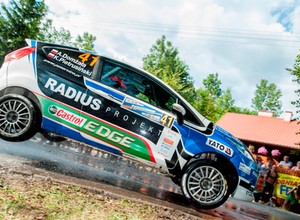 Castrol EDGE Fiesta Trophy na półmetku