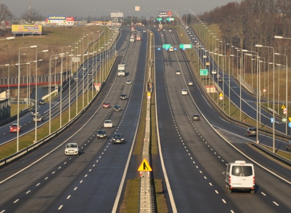 Nowe znaki przy polskich drogach