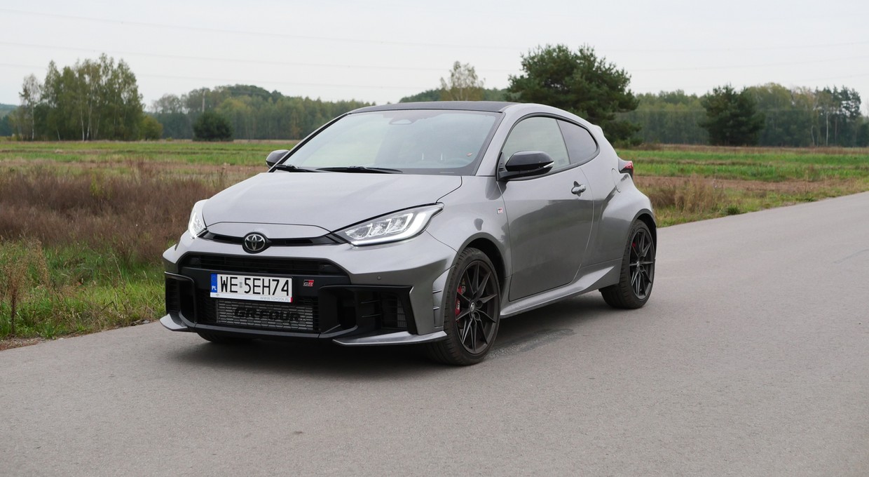 Jeździłem najnowszą Toyotą GR Yaris z automatem – takiego szalonego Yarisa to ja poproszę