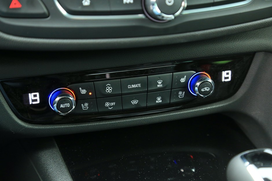 Opel Insignia – autostrada to jej żywioł