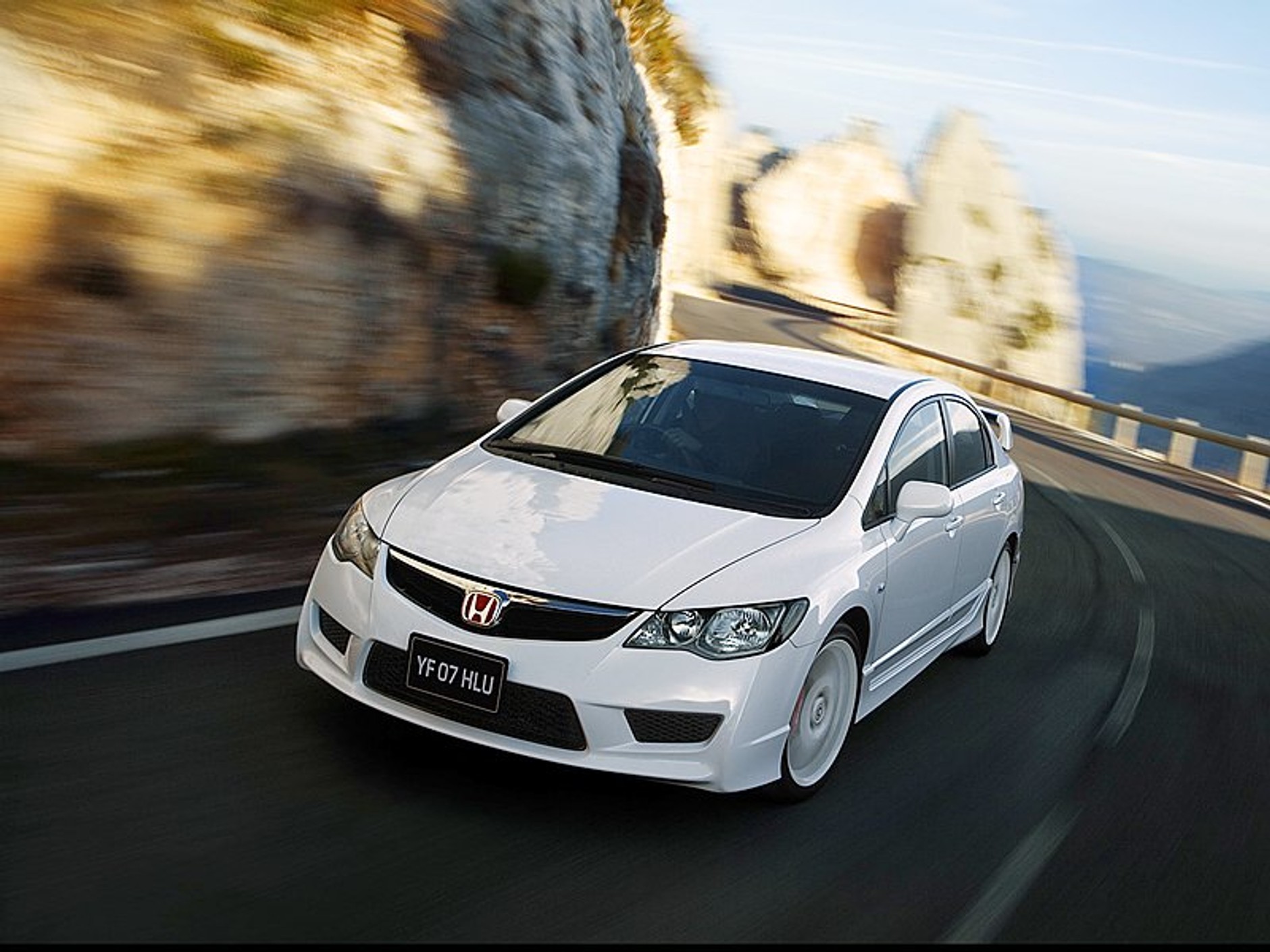 Honda Civic Type R Sedan – niedostępna rakieta