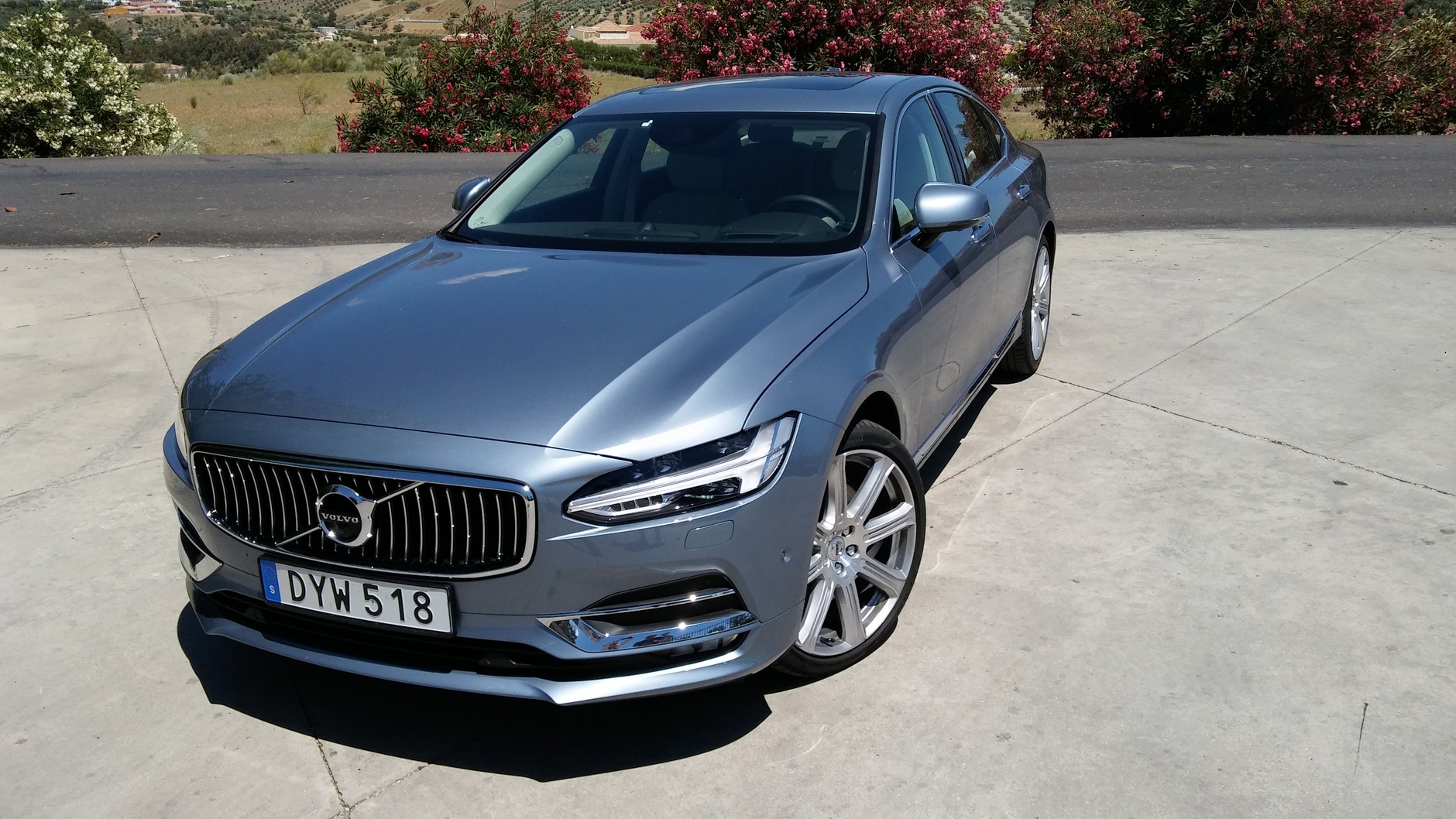Volvo S90