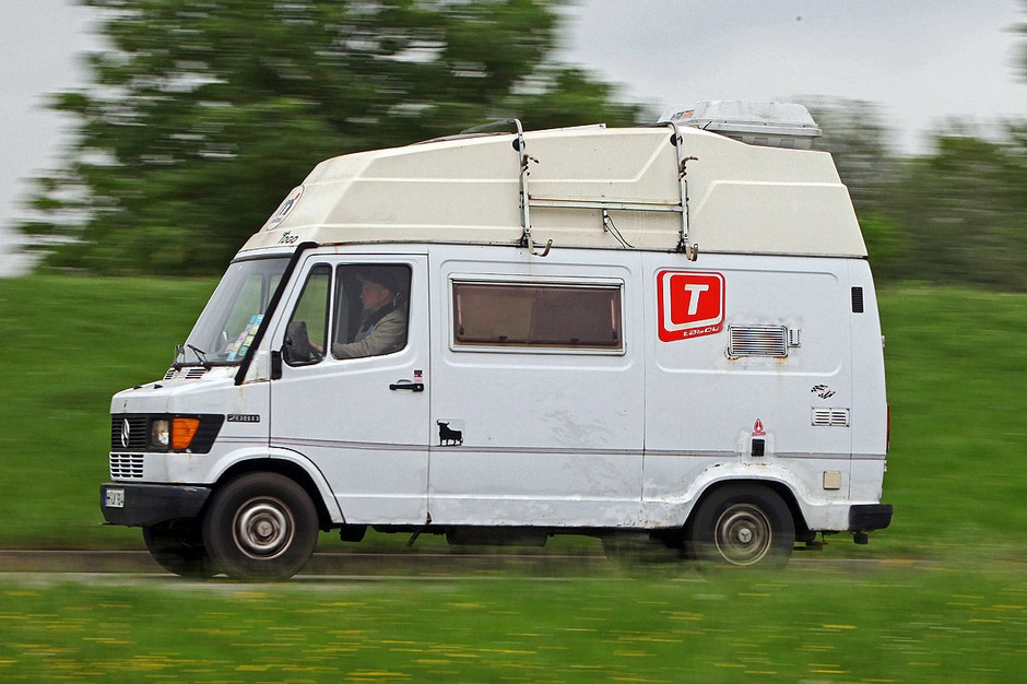 Mercedes T1