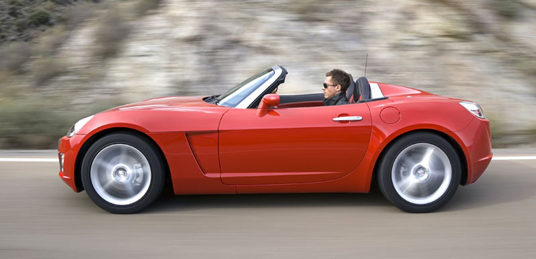 Opel GT: koniec małego roadstera! (fotogaleria)