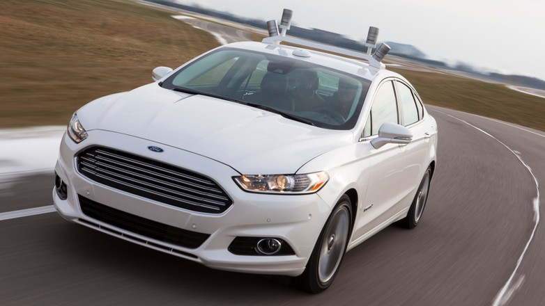 Ford Fusion z LIDARAMI starszej generacji