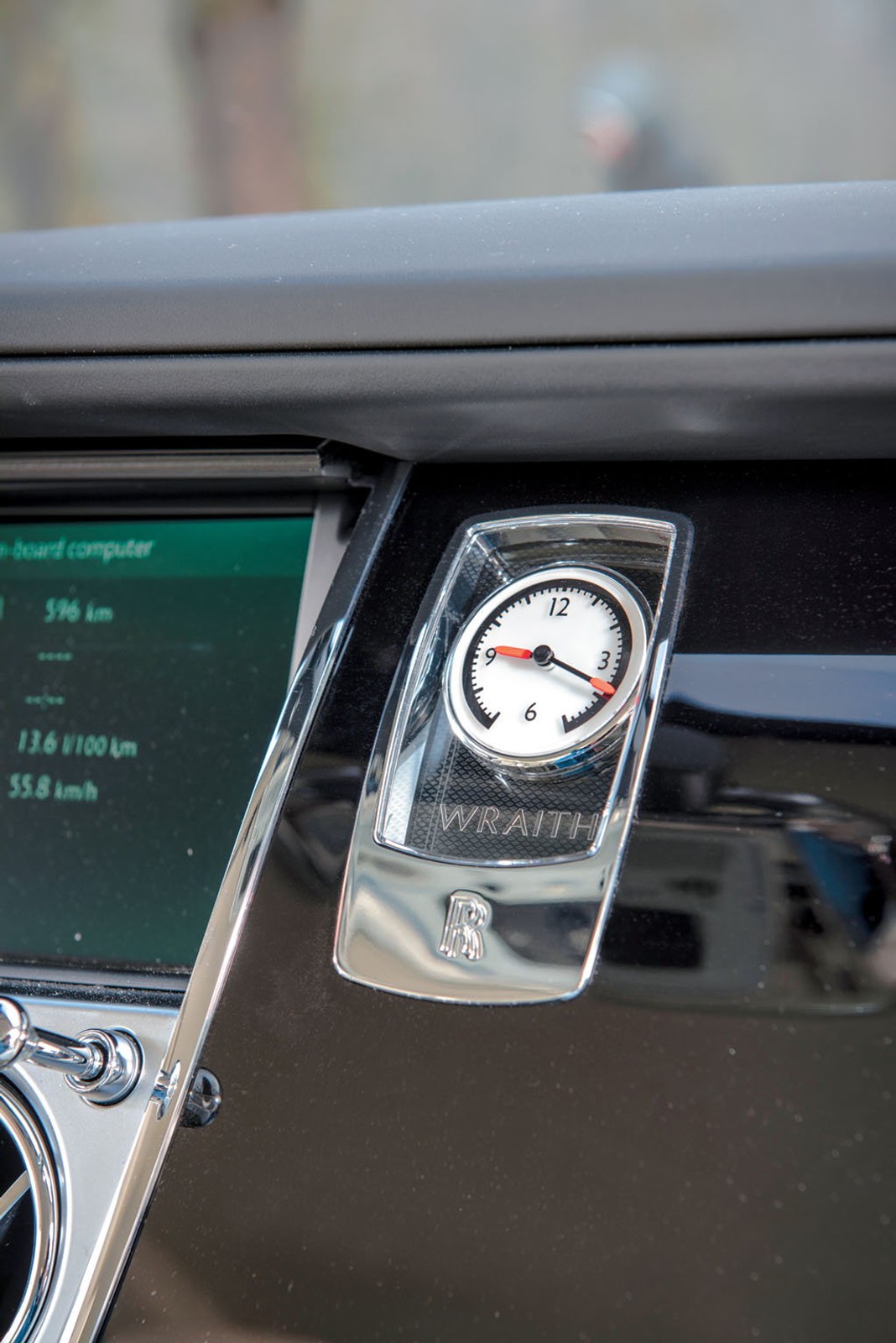 Gdyby Charles Rolls żył, jeździłby Wraithem