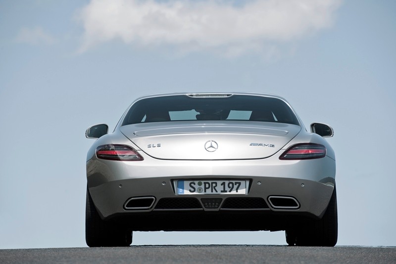 Ile musisz wydać na SLS AMG? Na pewno nie 810 tys. zł