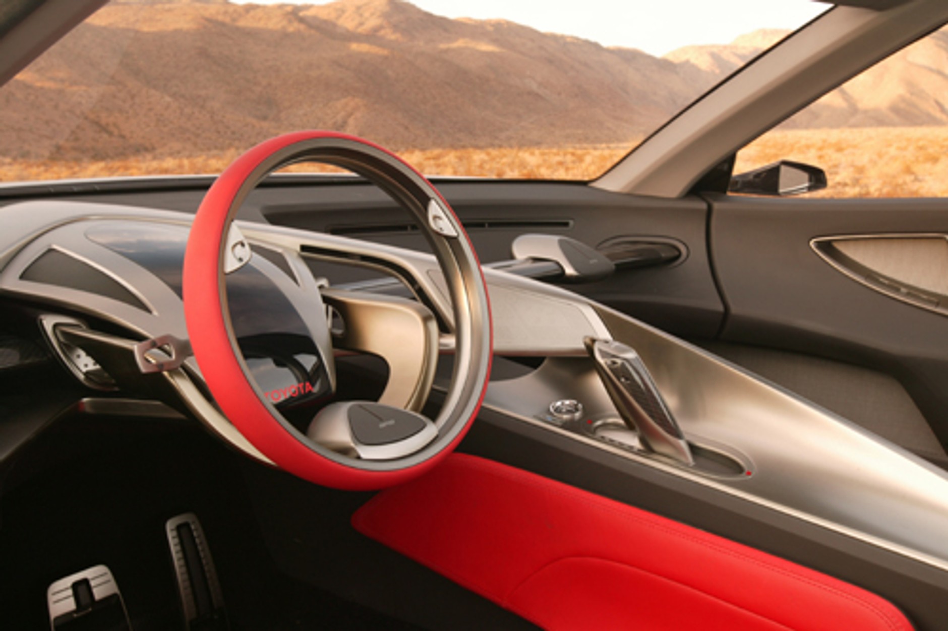 Toyota FT-HS - Sportowiec XXI wieku