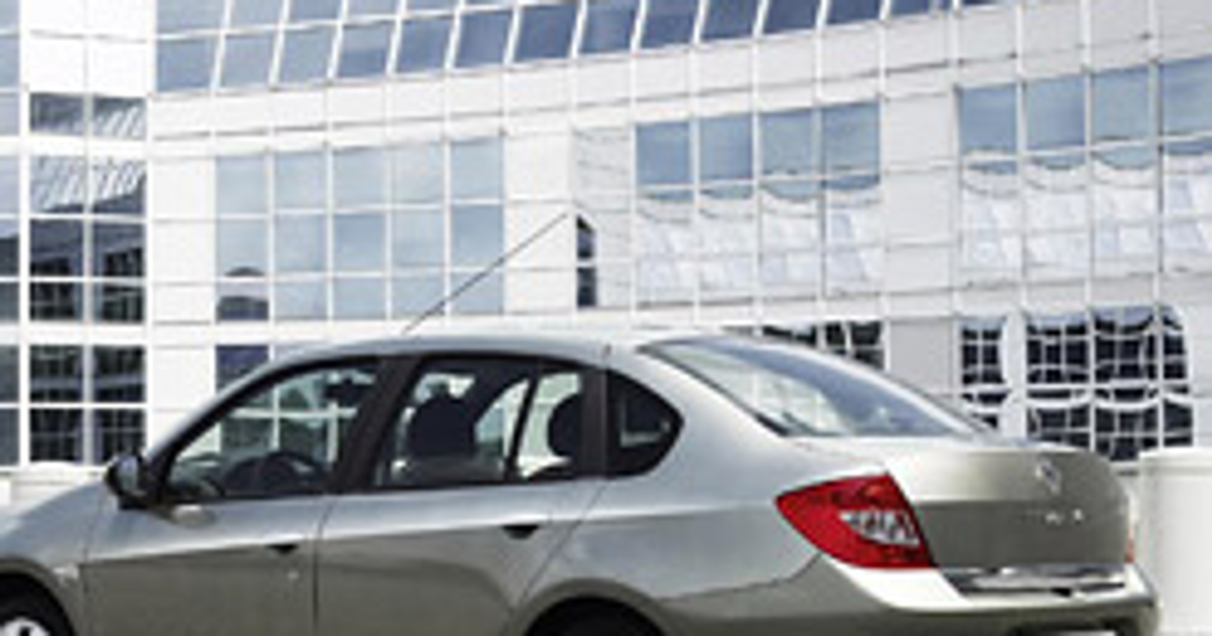 Renault: nowa Thalia już w listopadzie - ceny od 35 750 złotych