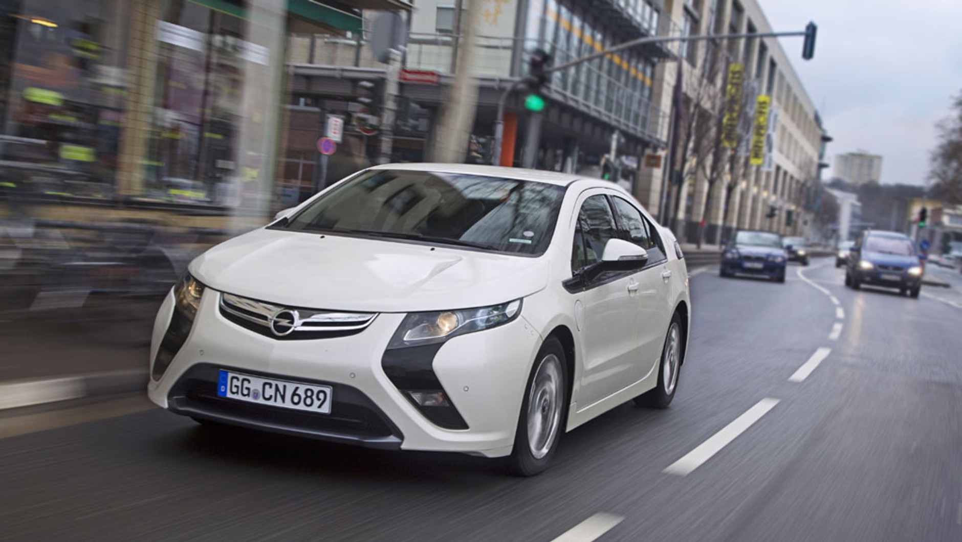 Opel Ampera: Napięcie systematycznie rośnie