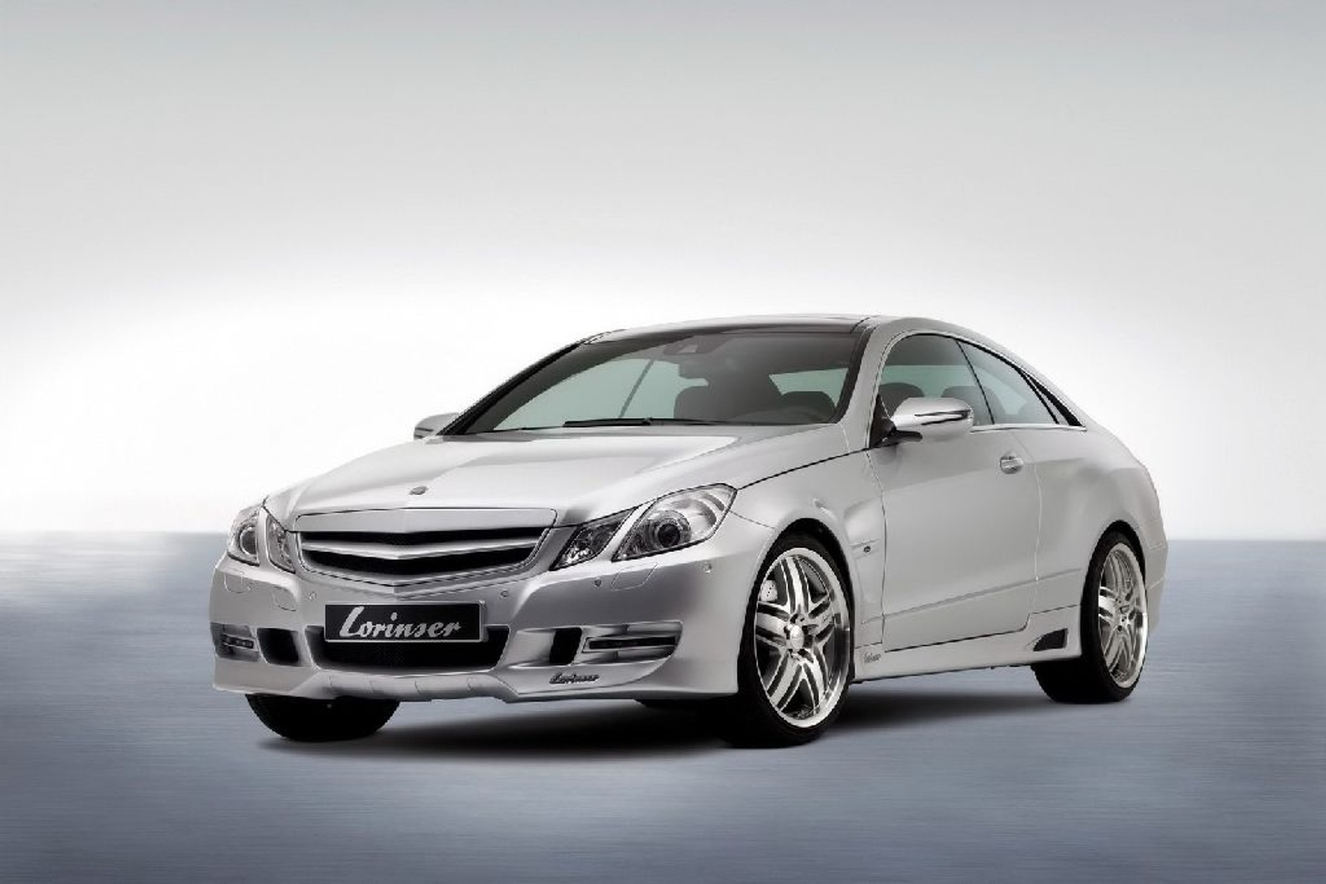 Mercedes Klasy E - Tuningowane coupe od Lorinsera