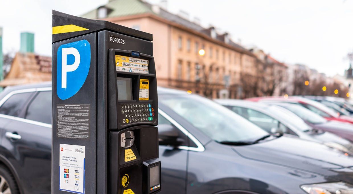 To też zależy od płacy minimalnej. Kierowcy zapłacą więcej za parkowanie