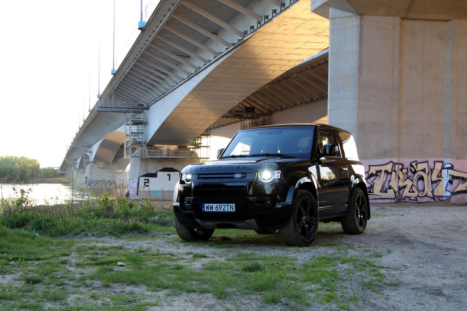 Land Rover Defender 90 V8