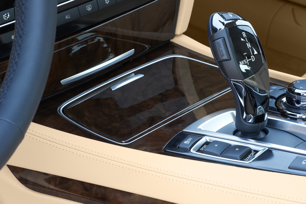 BMW serii 7 przeszło face lifting