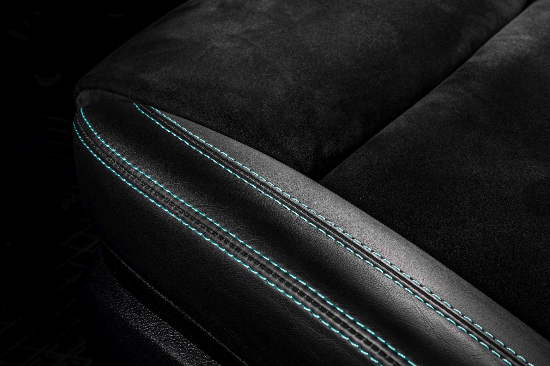 Mercedes Sprinter Petronas Edition Kegger