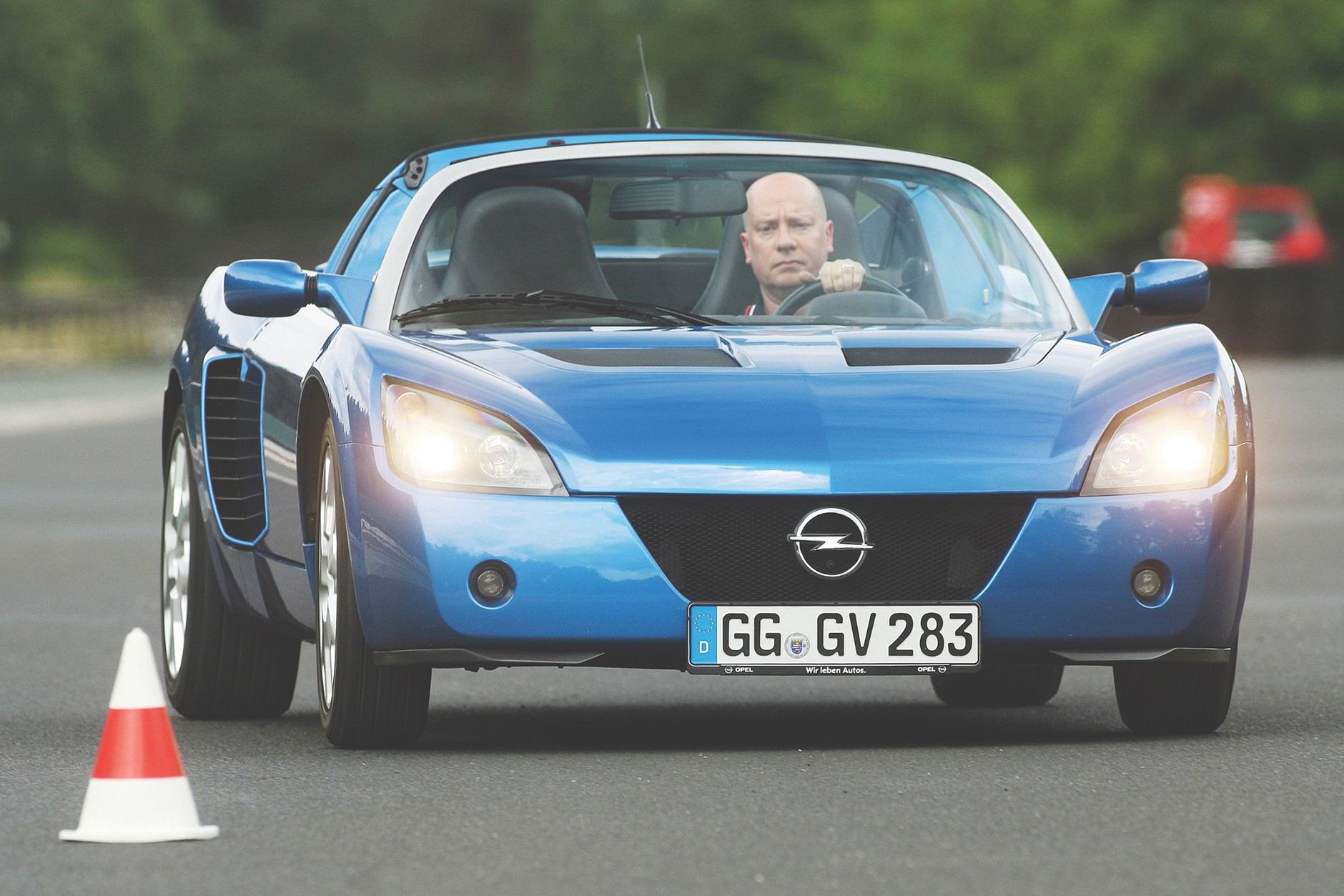 Tak jak Manta 400 i Lotus Omega, Speedster to prawdziwy ekstremista. Ale w zupełnie innym stylu.