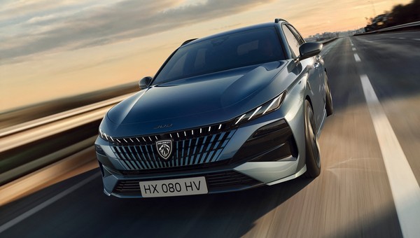 Peugeot 308 poddany liftingowi. Francuzi stawiają na świeży wygląd