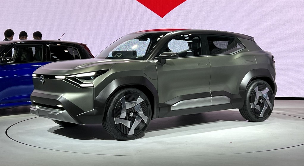 Suzuki eVX Concept na targach Japan Mobility Show 2023