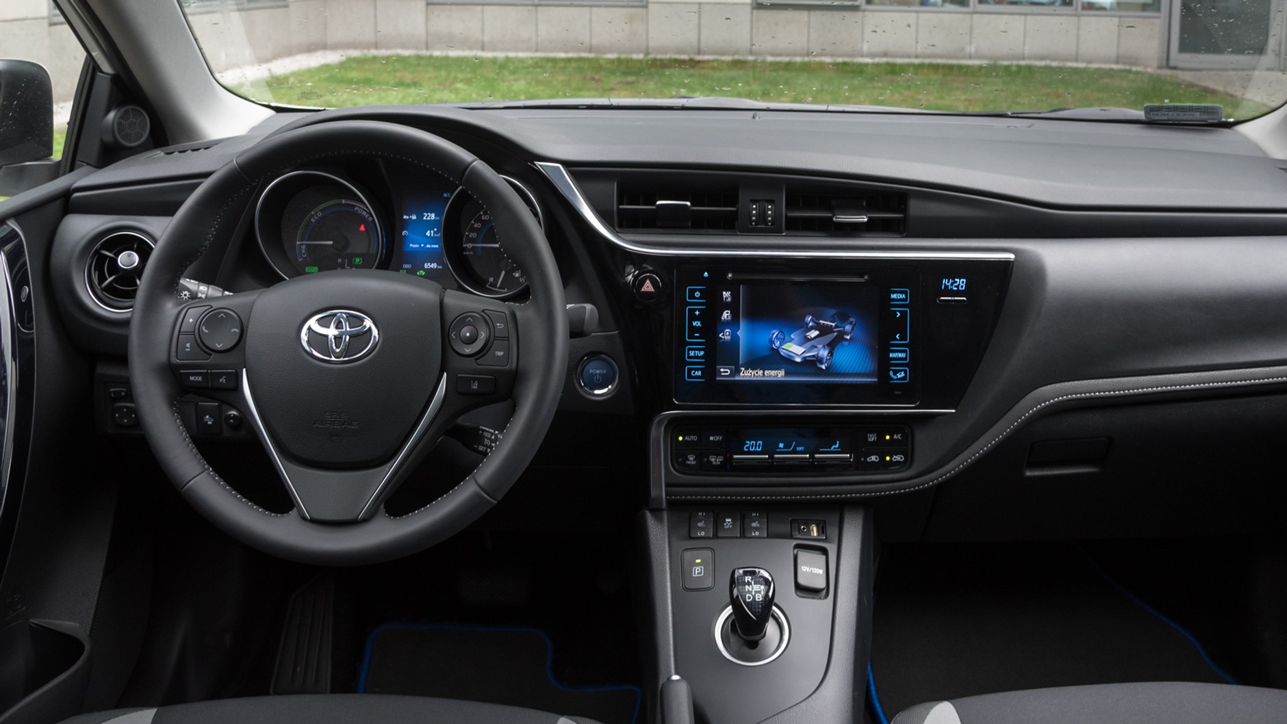 Toyota Auris II - wnętrze