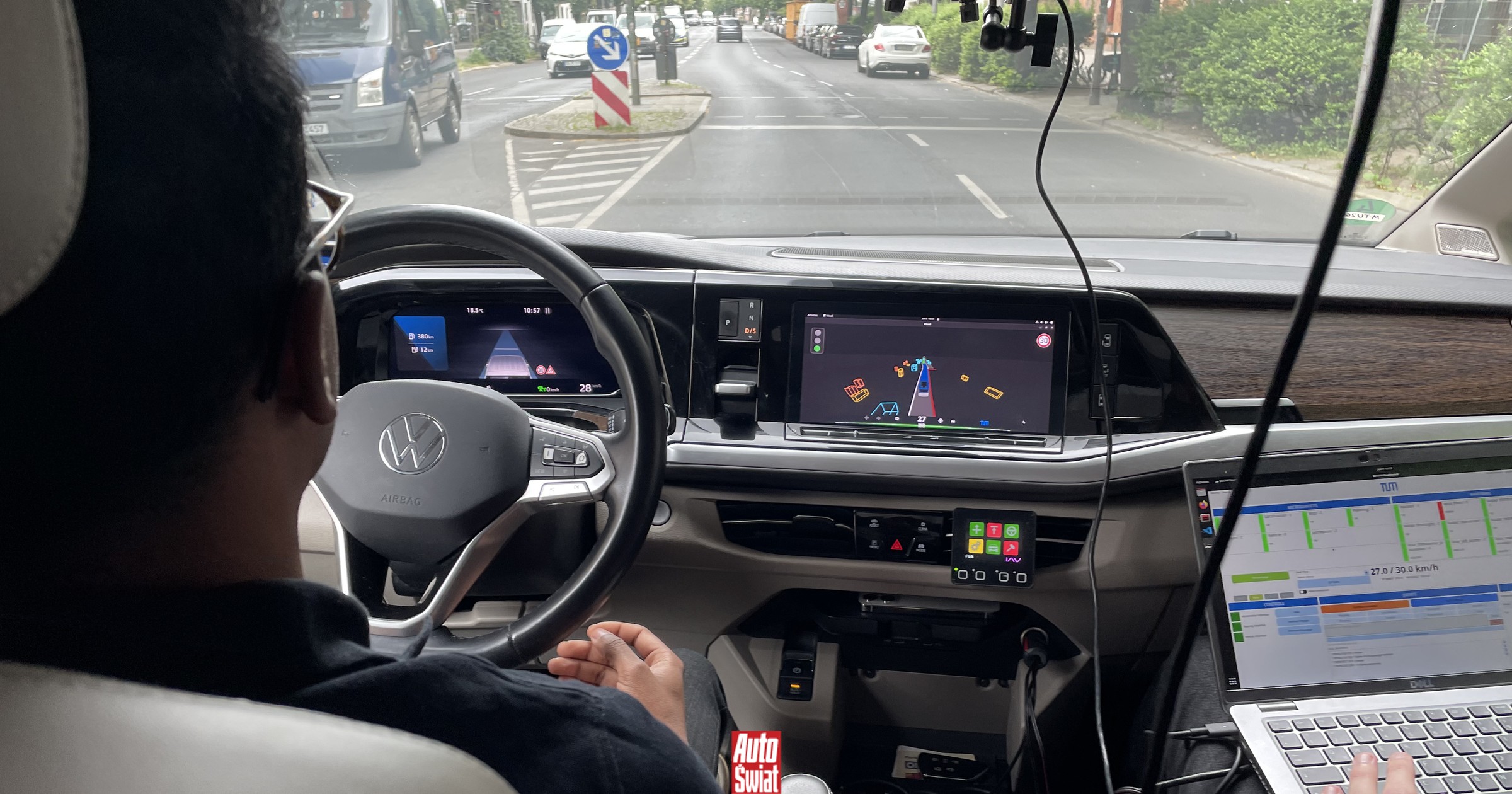 Tak robotaxi zdaje egzamin na prawo jazdy w Niemczech. Widzieliśmy to