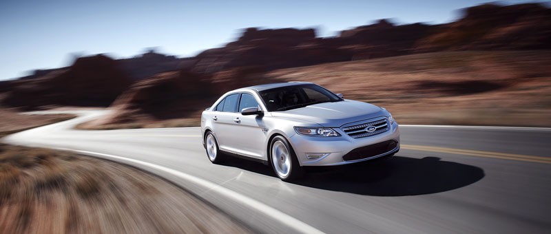Ford Taurus SHO – rodzinny sedan w najostrzejszej wersji
