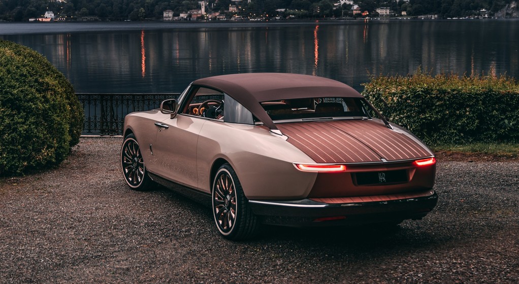 Drugi z serii zaledwie trzech Rolls-Royce'ów Boat Tail