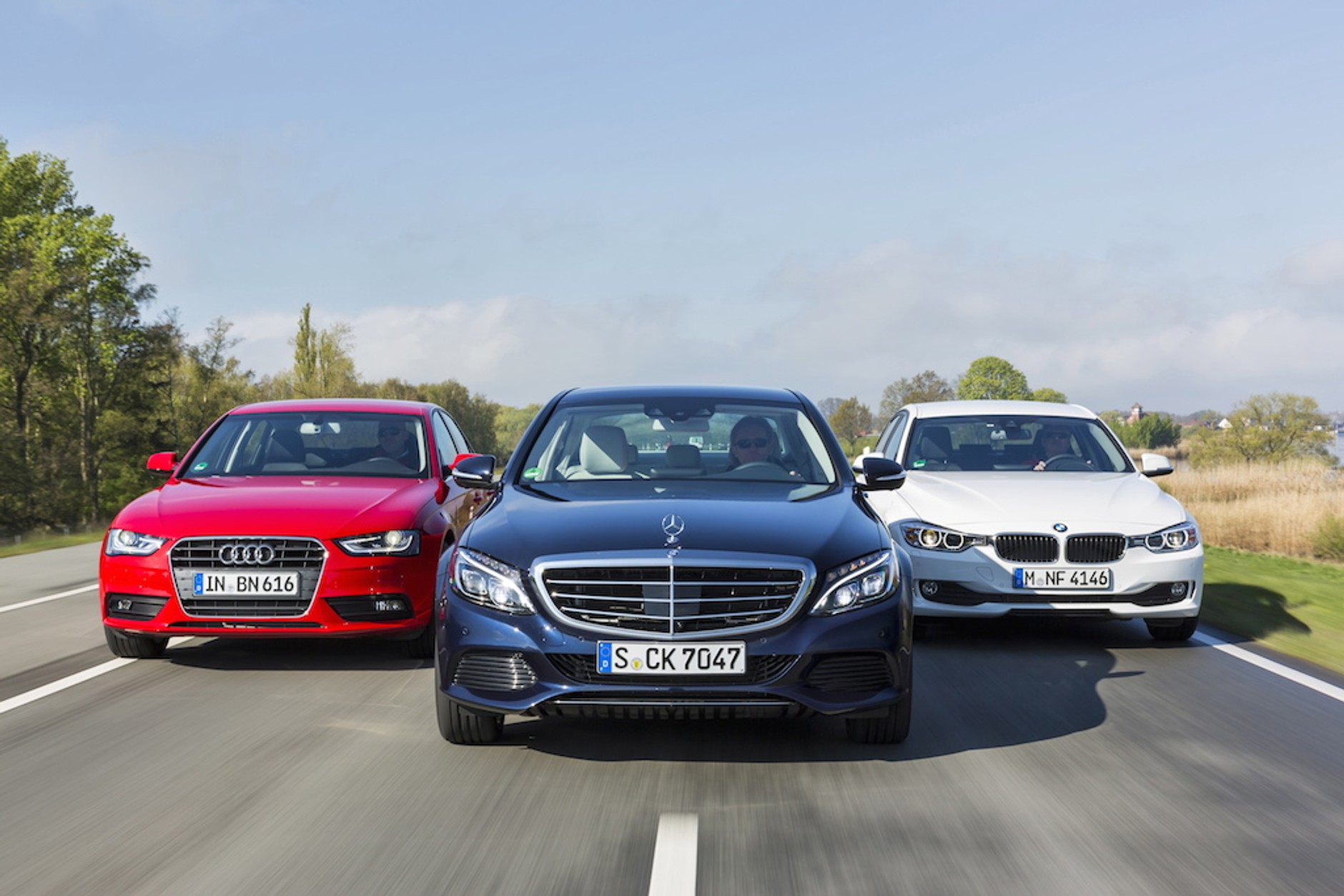Mercedes C 180, BMW 320i, Audi A4
