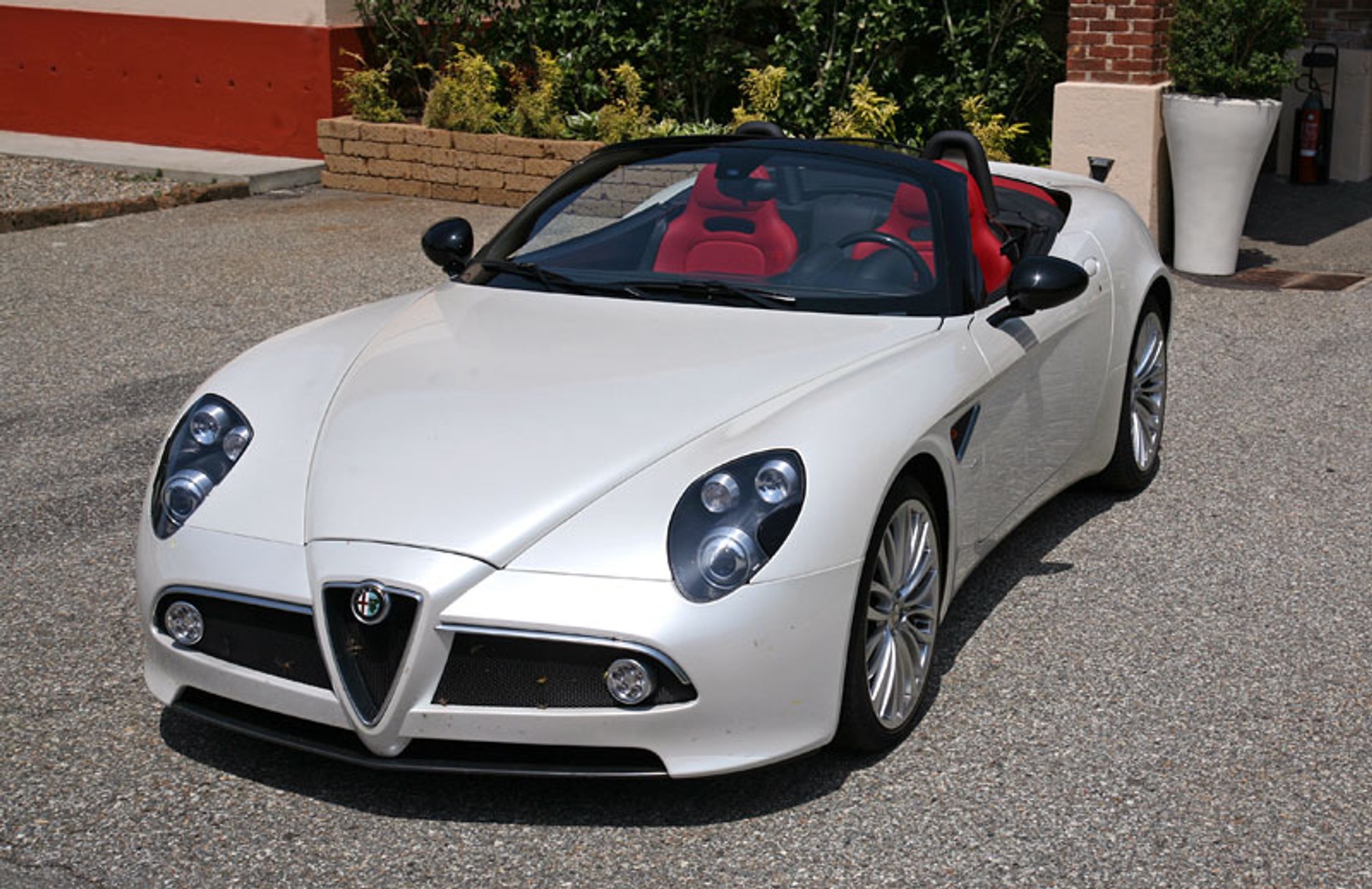 Alfa Romeo 8C Spider: pierwsze wrażenia z jazdy