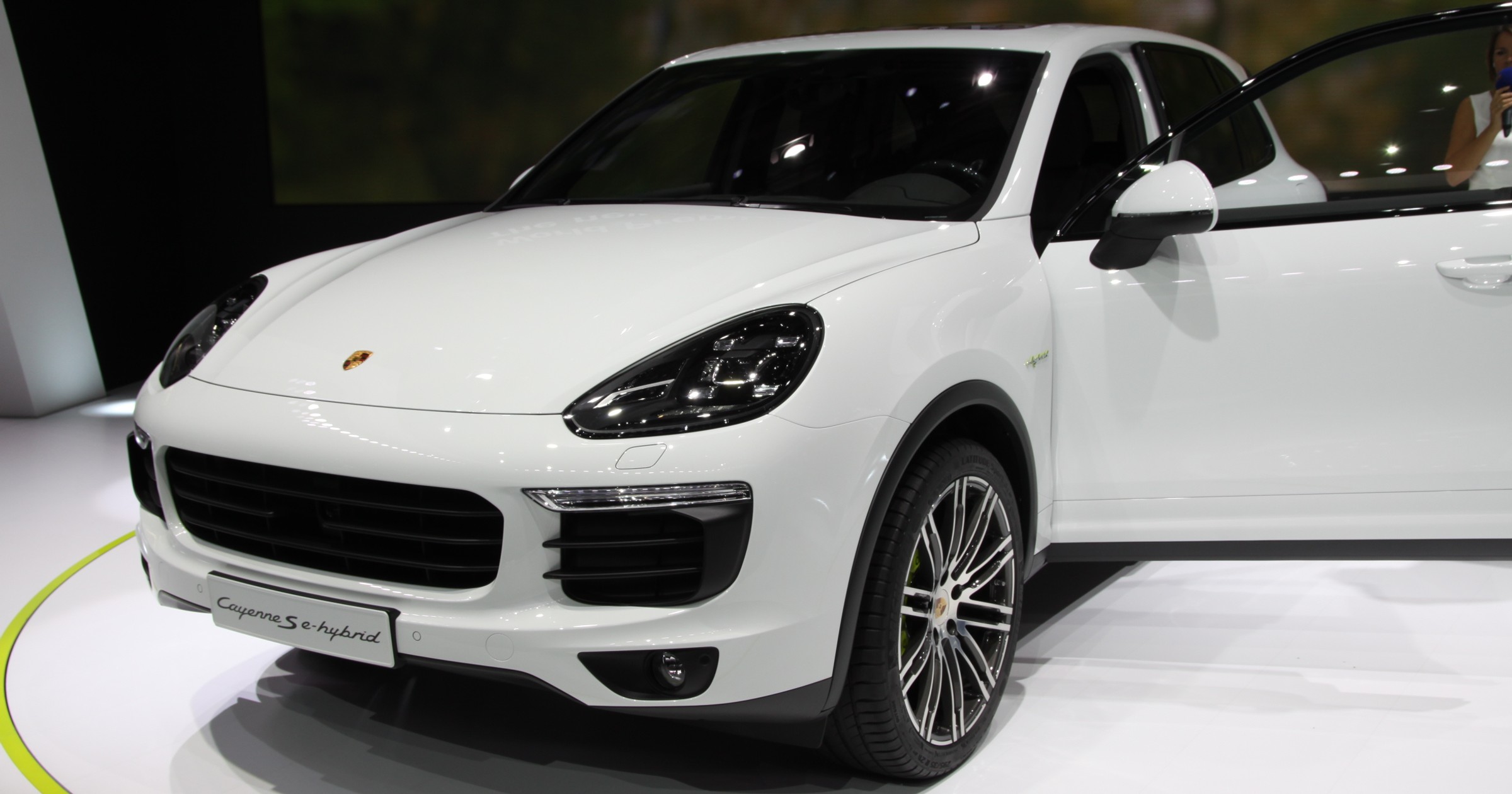 Porsche Cayenne S Hybrid (Paryż 2014)