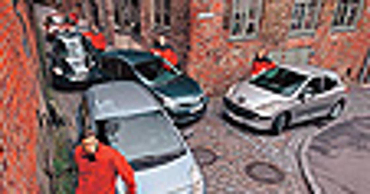 Toyota Yaris, Renault Clio, Peugeot 207, Fiat Grande Punto, VW Polo - Który maluch jest największy?