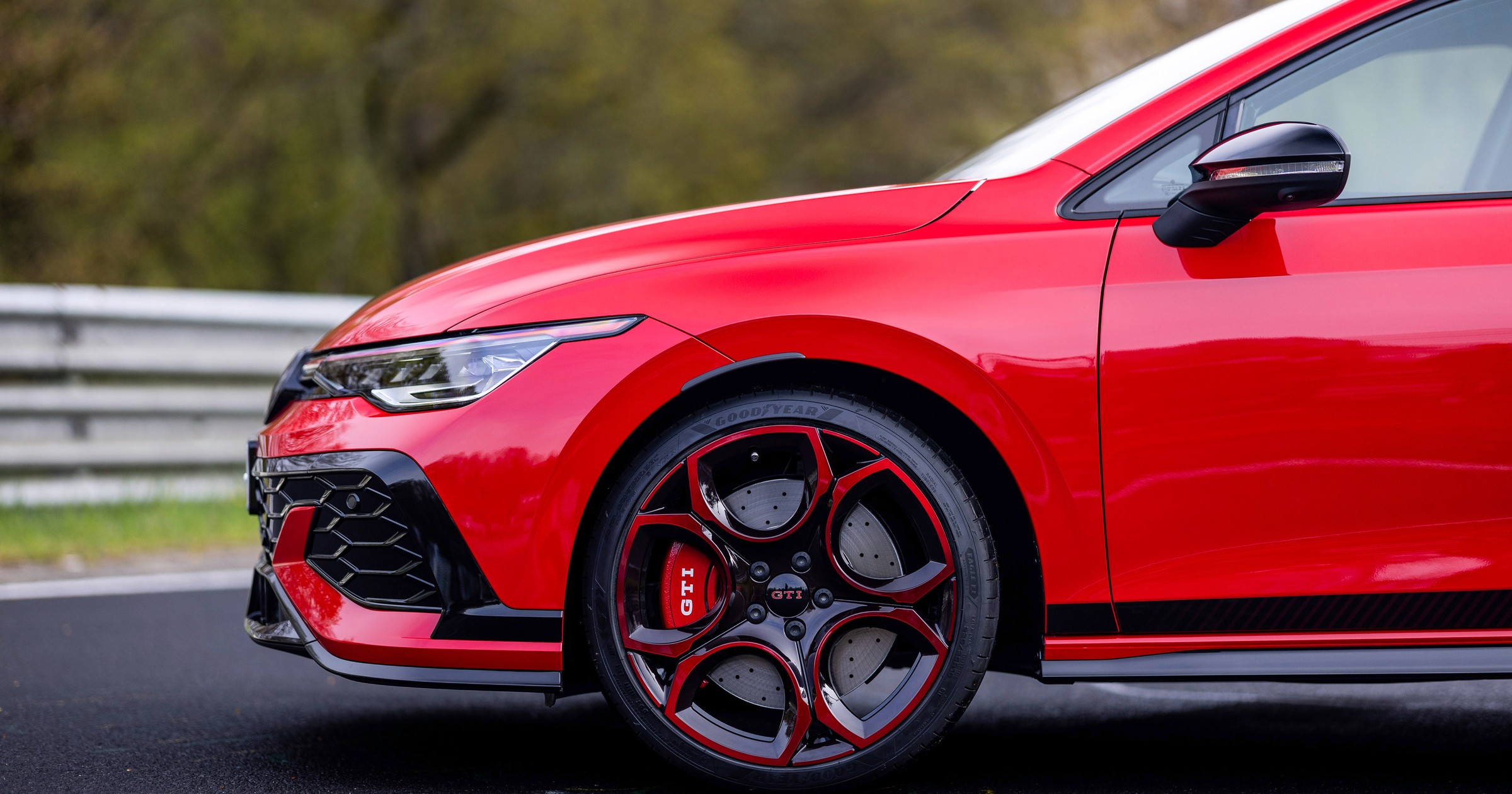 Volkswagen Golf GTI EDITION 50