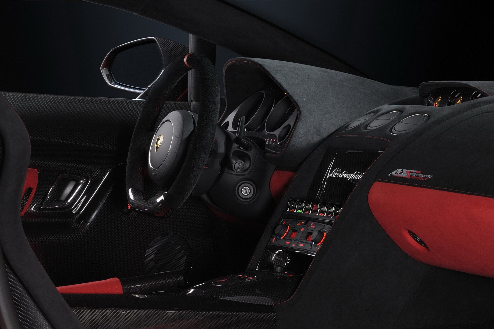 Hardcore’owo sportowe Lamborghini z teraźniejszości