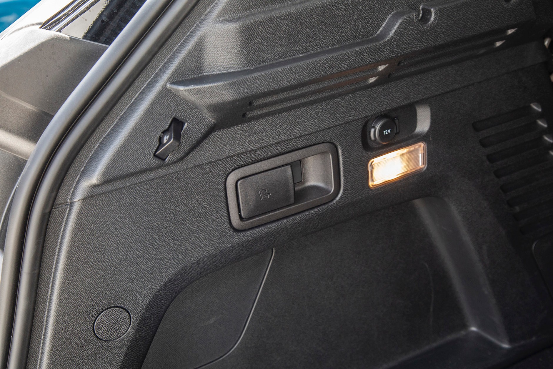 Peugeot 3008 Crossway – w podróżniczym przebraniu