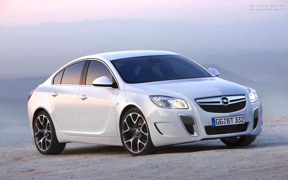 Opel Insignia OPC