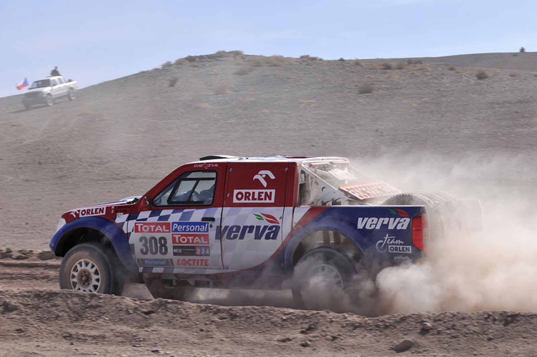 Rajd Dakar 2010: Przygoński atakuje, Hołowczyc awansuje (6. etap na żywo, wyniki, foto)