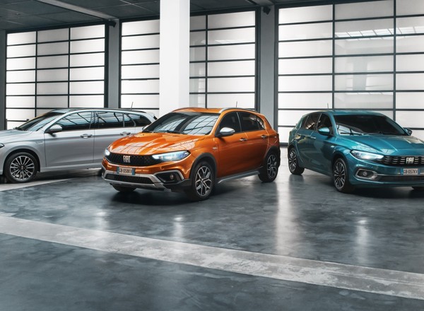Fiat Tipo po liftingu - crossover wkracza na scenę
