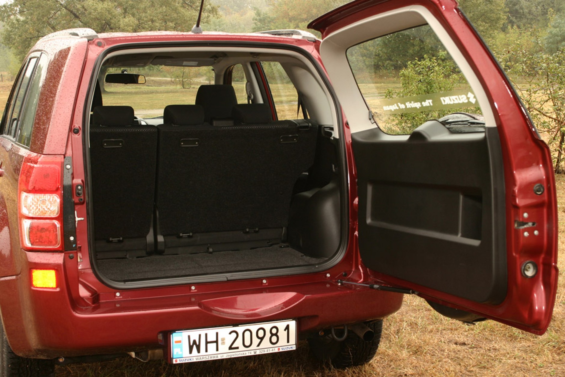 Suzuki Grand Vitara: SUV z genami terenówki