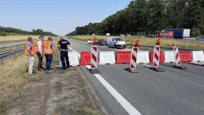 Naprawa nierówności na drodze S17, która mogła powstać wskutek upału
