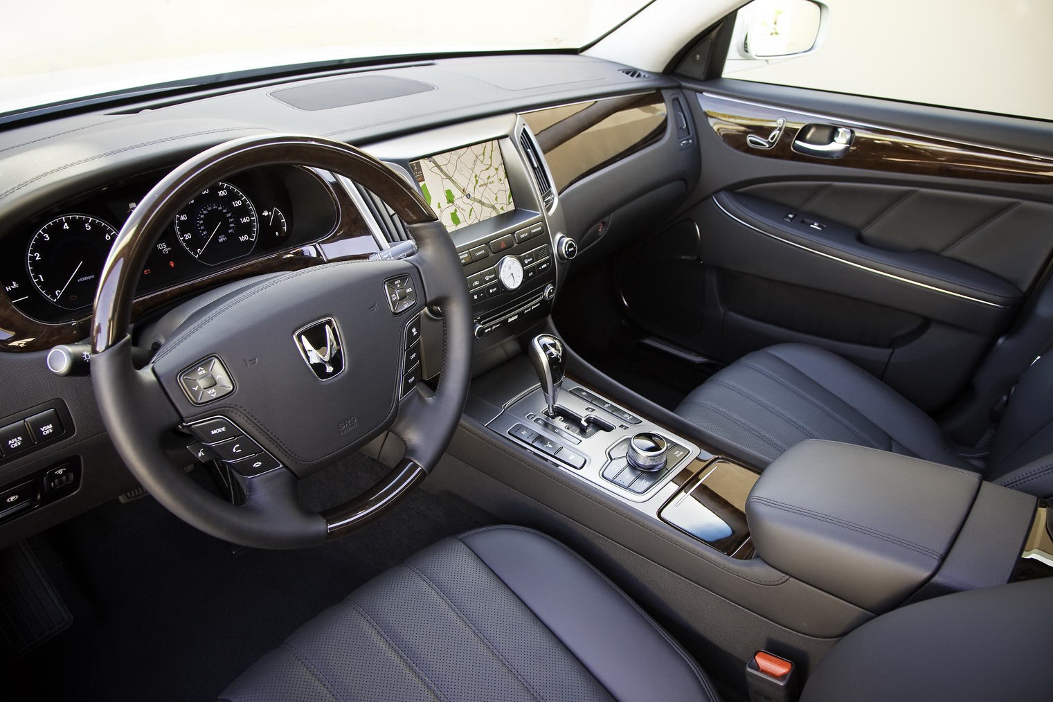 Hyundai Equus konkurentem Lexusa i Mercedesa